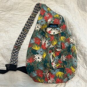 Floral KAVU sling bag